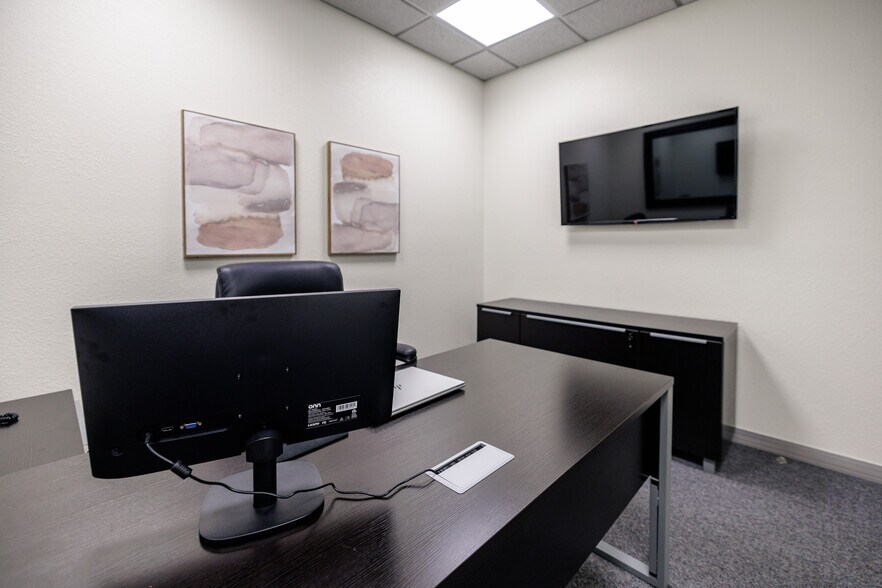 More Photos Of 1965 Dominion Way, Colorado Springs Medical For Lease