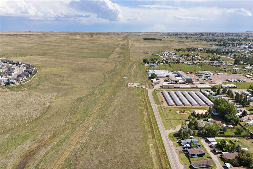 More Photos Of 1902 Avenue C, Cheyenne Self Storage For Lease