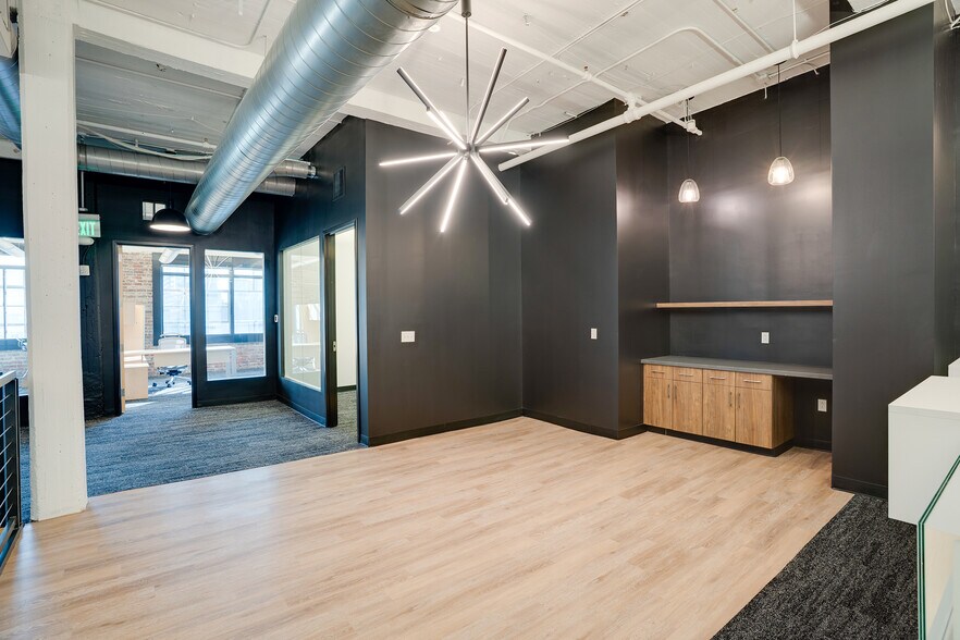 More Photos Of 209 10th Ave S, Nashville Office For Lease