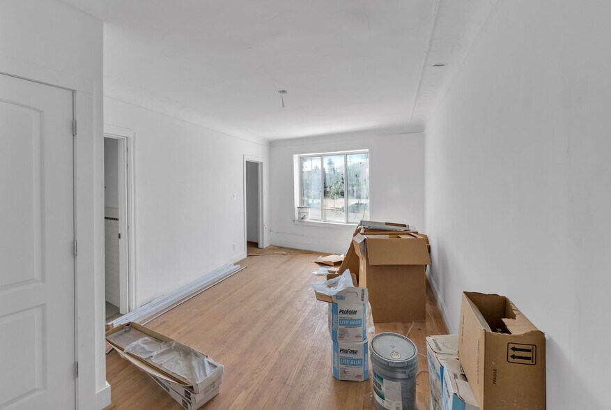 More Photos Of 15523 Mack Ave, Detroit Apartments For Sale