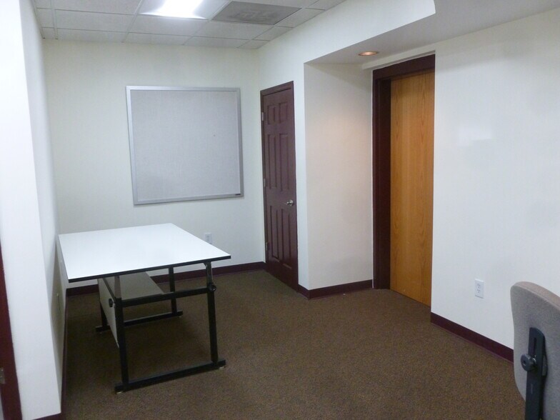 More Photos Of 10 1st St, Lodi Office For Sale