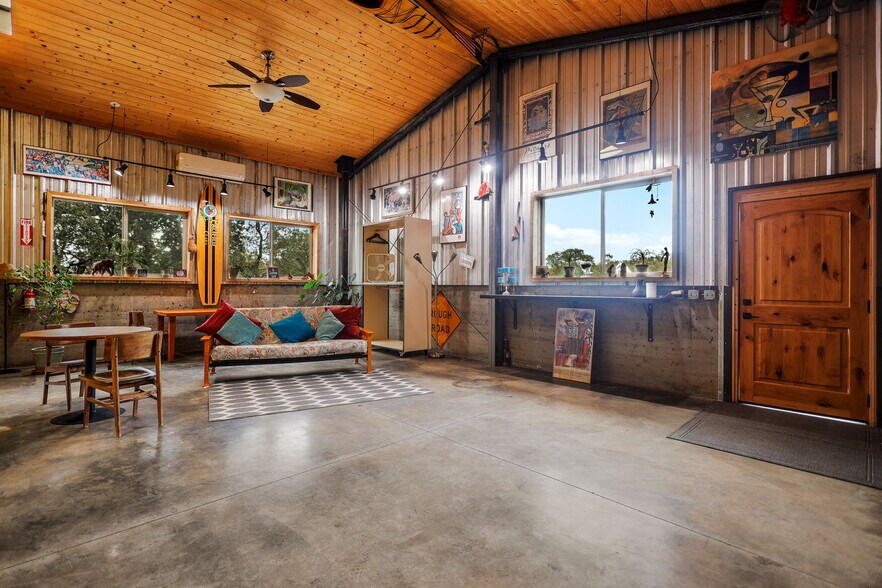 More Photos Of 16710 Oak Hollow Dr, Cottonwood Lodge Meeting Hall For Sale