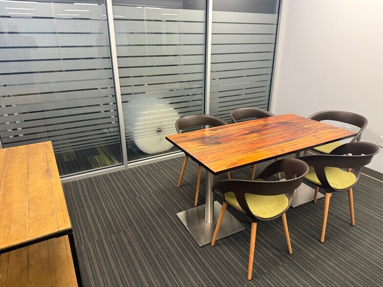 More Photos Of 4147 Eastern Ave SE, Wyoming Office For Lease