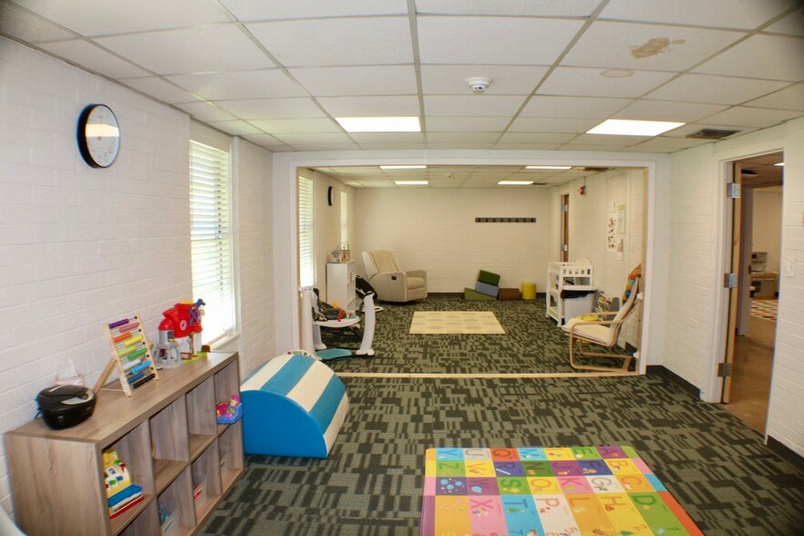 More Photos Of 4265 E Lucas Dr, Beaumont Religious Facility For Sale