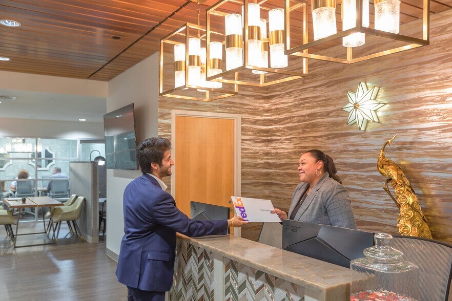 More Photos Of 48 Wall St, New York Coworking Space