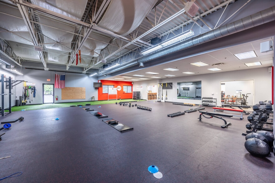 More Photos Of 1290 Blossom Dr, Victor Medical For Lease