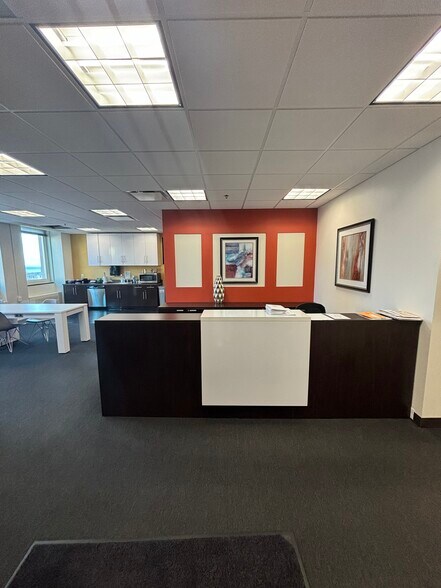 More Photos Of 230 W Superior St, Duluth Office For Sale