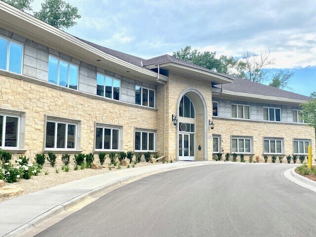 Primary Photo Of 12455 Ridgedale Dr, Minnetonka Office For Lease