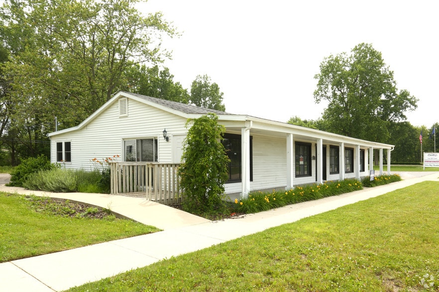 More Photos Of 6585 Jackson Rd, Ann Arbor Freestanding For Sale