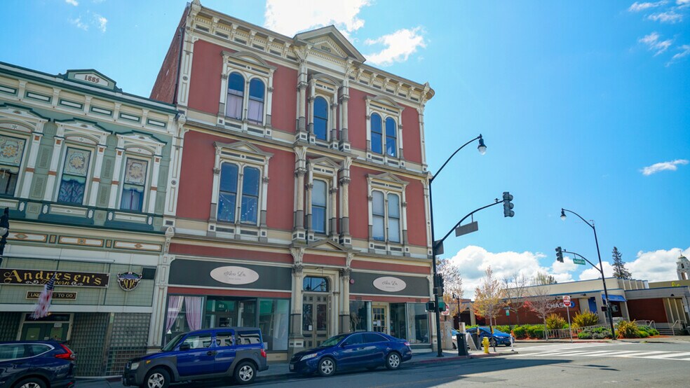 More Photos Of 25 Western Ave, Petaluma Storefront Retail Office For Sale
