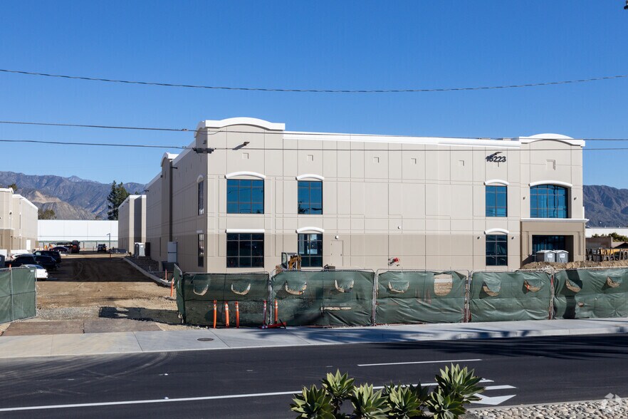 More Photos Of 16213 Arrow Hwy, Irwindale Warehouse For Lease