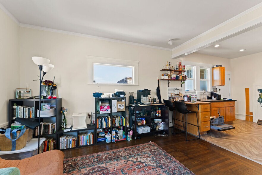 More Photos Of 646 42nd, Oakland Apartments For Sale