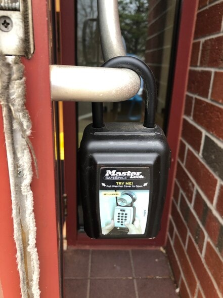 More Photos Of 8120-8144 Flannery Ct, Manassas Warehouse For Lease