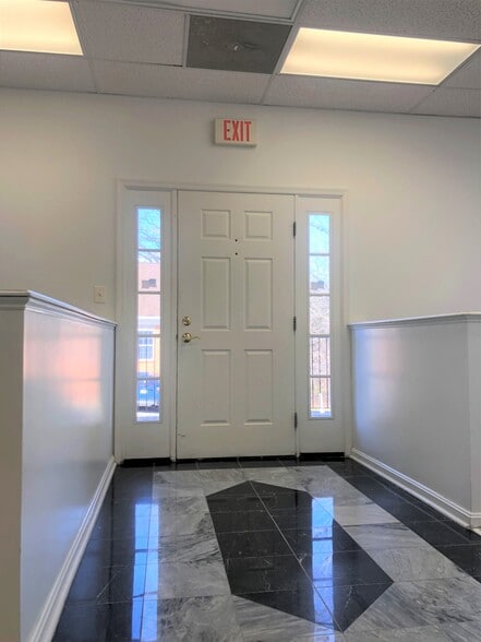 More Photos Of 10260-10268 Baltimore National Pike, Ellicott City Office For Lease