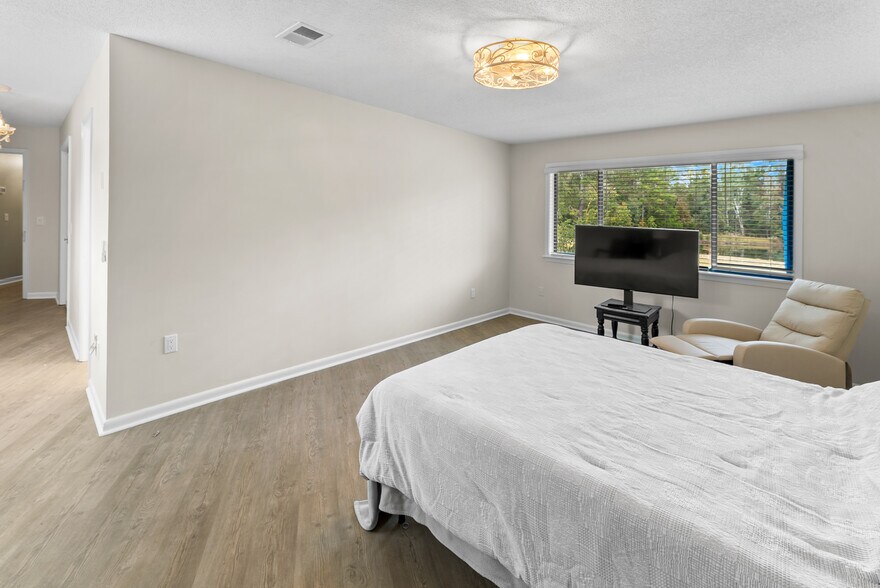 More Photos Of 100 Morgan Dr, Jesup Land For Sale