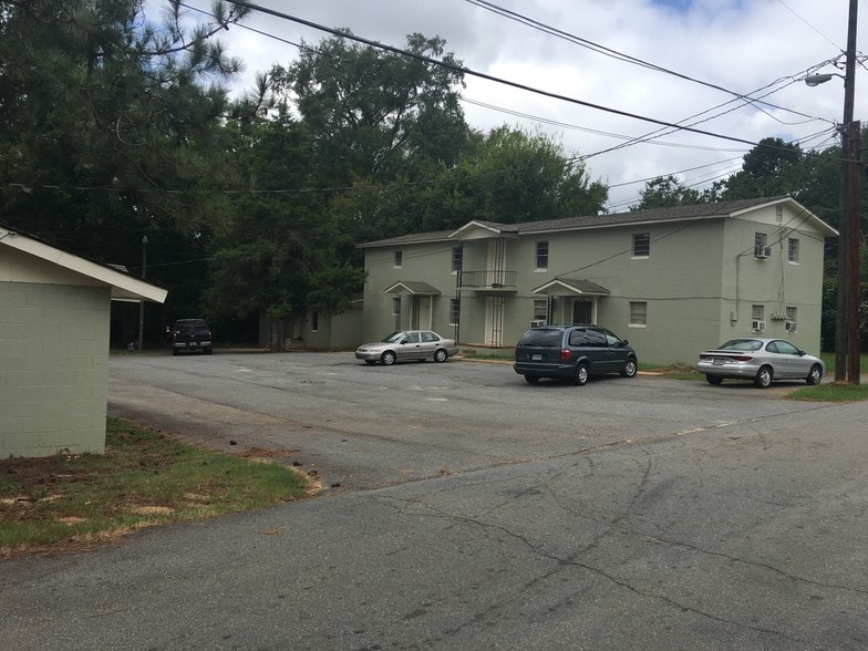 Primary Photo Of 103-109 Shiloh Ave SW, Milledgeville Apartments For Sale