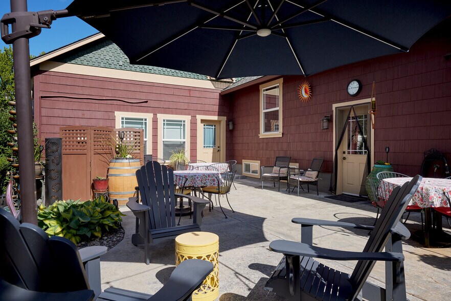 More Photos Of 527 Catherine St, Walla Walla Hospitality For Sale