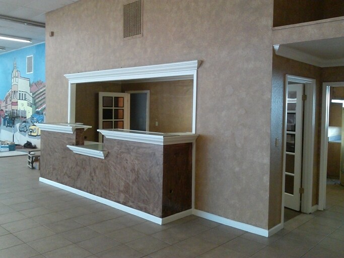 More Photos Of 401 San Felipe Rd, Hollister Auto Dealership For Lease