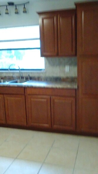 More Photos Of 7105 Poinsetta Ave, Cape Canaveral Apartments For Sale