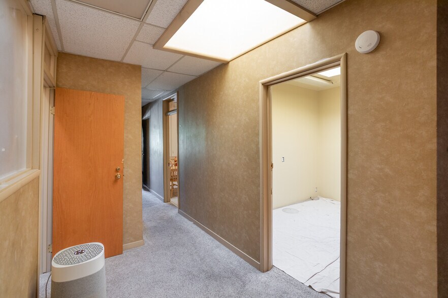 More Photos Of 310-312 1st St, Marysville Office Residential For Lease