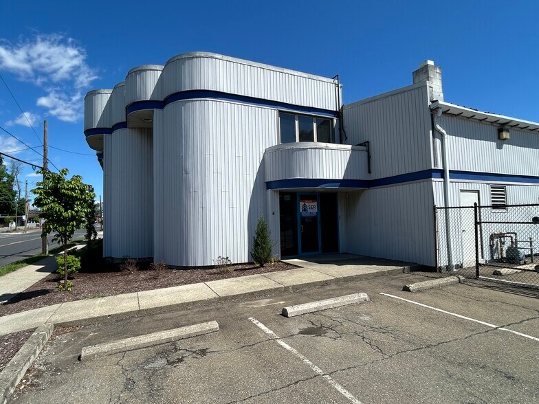 Primary Photo Of 320 N Courtland St, East Stroudsburg Freestanding For Lease