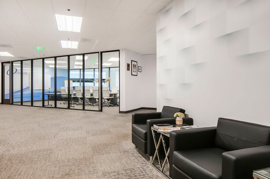 More Photos Of 725 W Town and Country Rd, Orange Medical For Lease