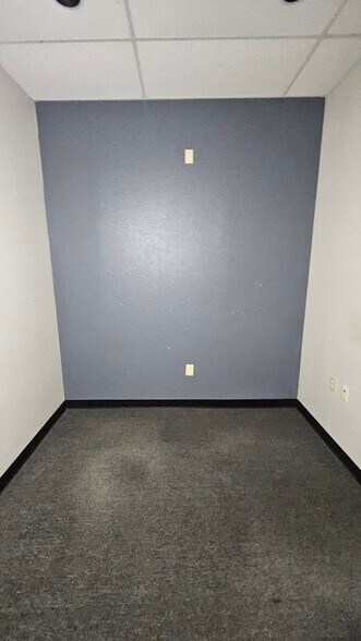 More Photos Of 4415-4433 Tx-322-loop, Abilene Unknown For Lease