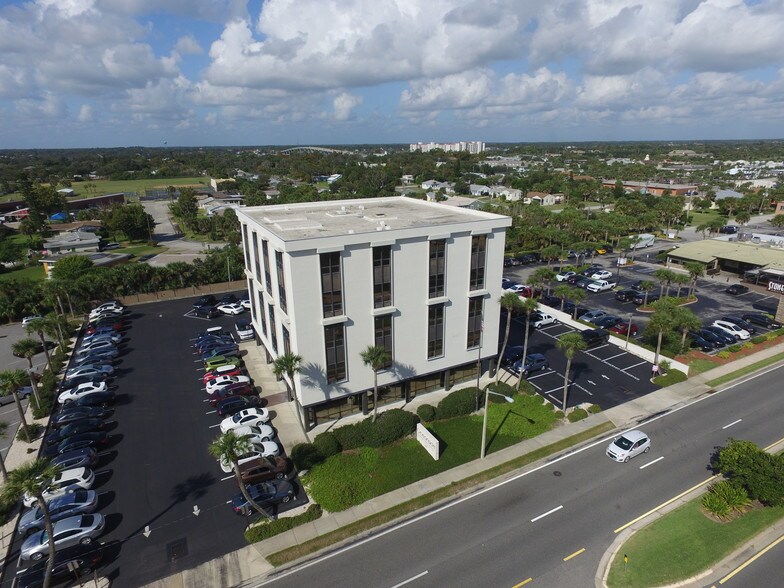 More Photos Of 140 S Atlantic Ave, Ormond Beach Office For Lease