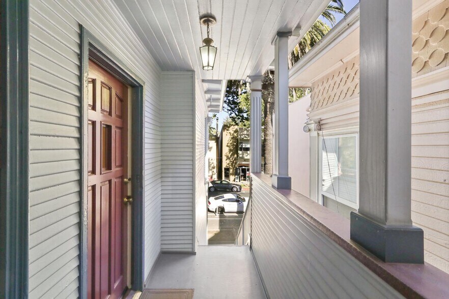 More Photos Of 2224 J St, Sacramento General Retail For Sale