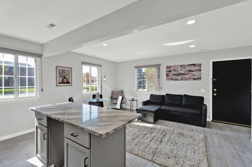 More Photos Of 23225 Deanhurst St, Clinton Township Apartments For Sale