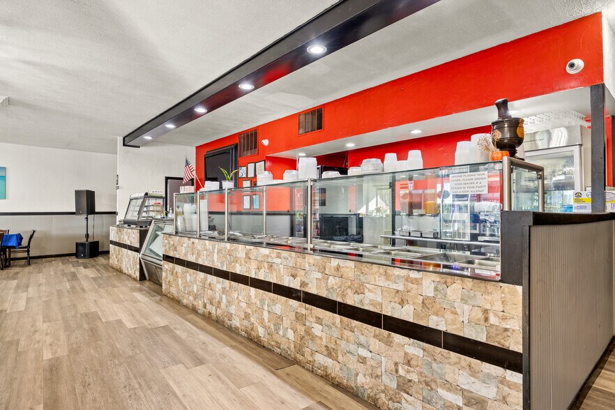 More Photos Of 161-163 High St, Holyoke Restaurant For Sale