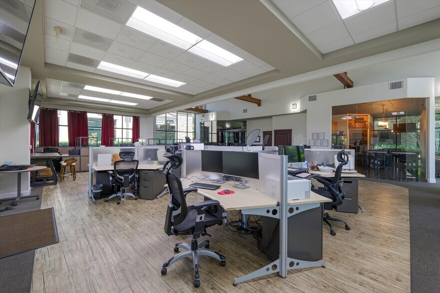 More Photos Of 3215 Old Conejo Rd, Newbury Park Medical For Sale