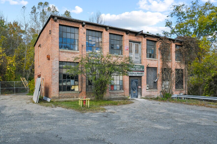 More Photos Of 20 Keeler St, Pittsfield Manufacturing For Sale
