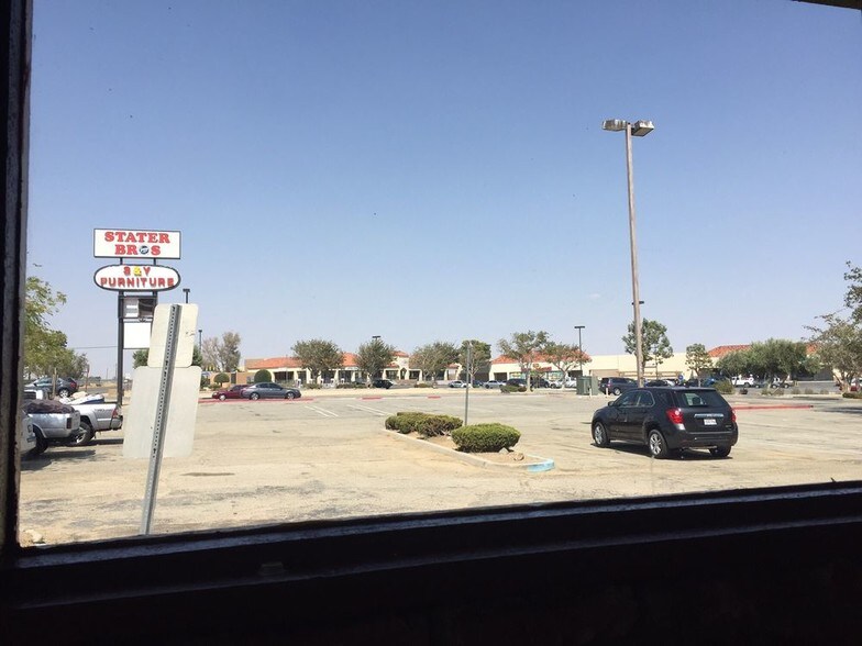 More Photos Of 16870 State Highway 14, Mojave Freestanding For Sale
