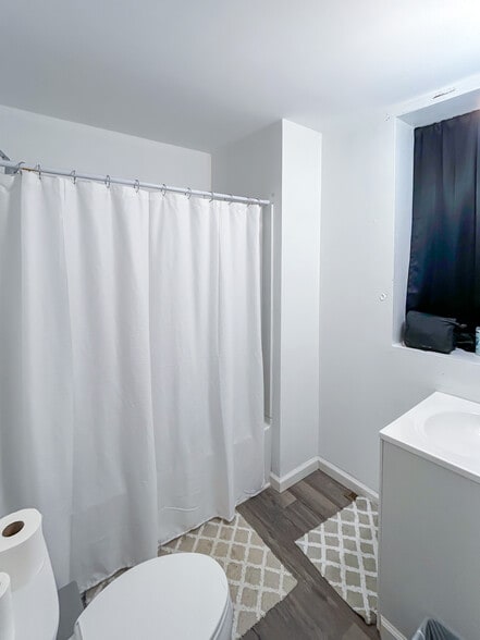 More Photos Of 718 E Mount Morris Rd, Mount Morris Storefront Retail Residential For Sale