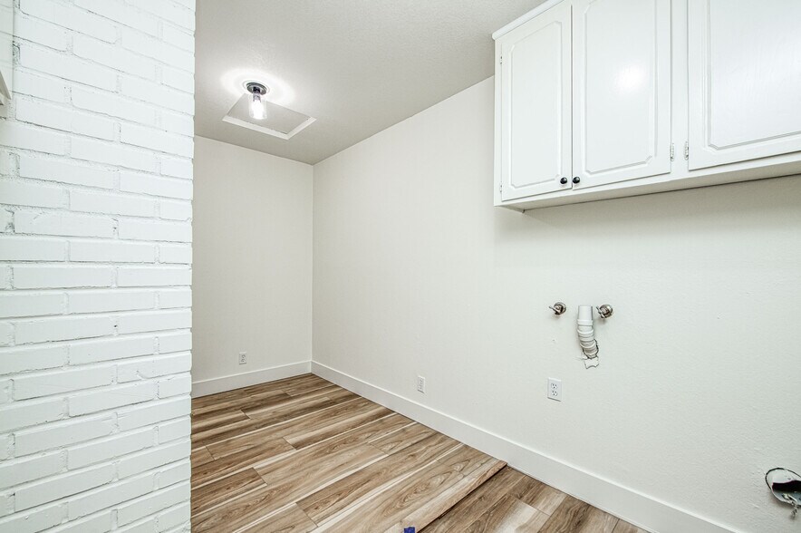 More Photos Of 523 W Mesa Ave, Clovis Apartments For Sale