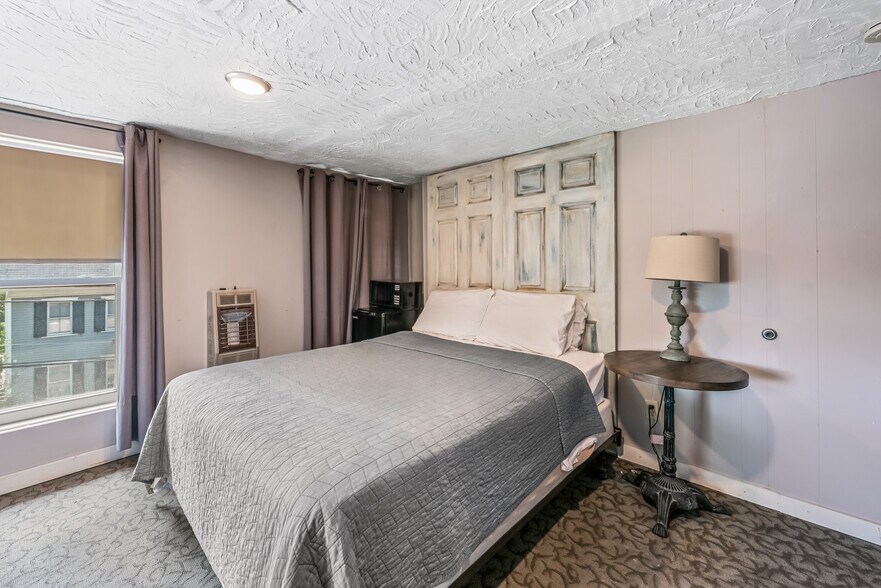 More Photos Of 9494 Riverton Rd, Bangor Restaurant For Sale