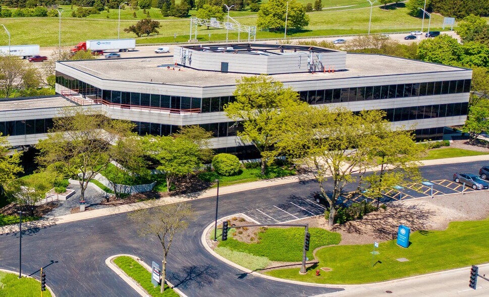 Primary Photo Of 850 Warrenville Rd, Lisle Office For Sale