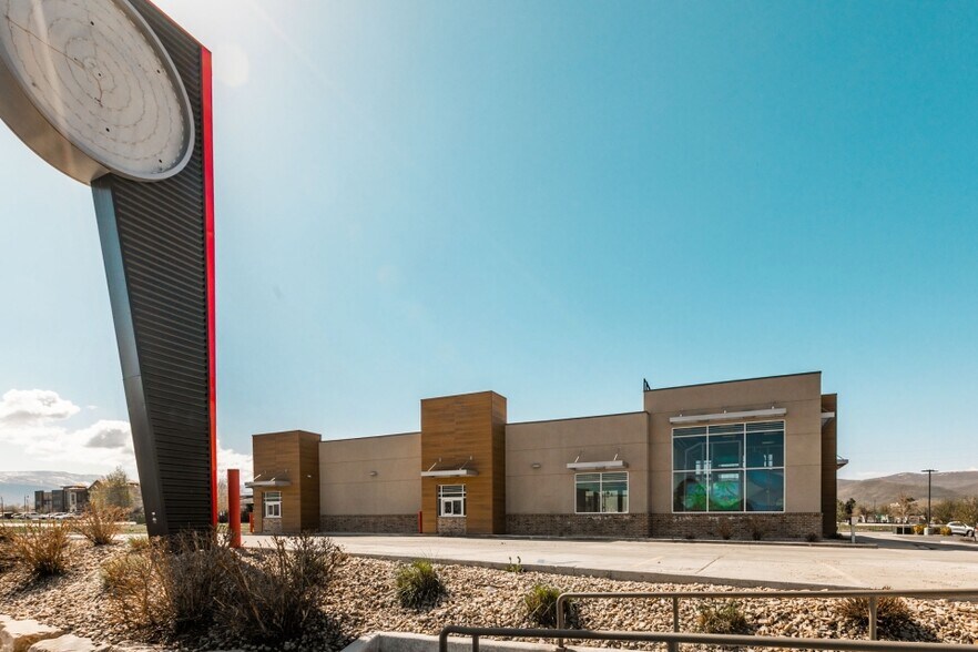 More Photos Of 191 E Gateway Dr, Heber City Fast Food For Sale