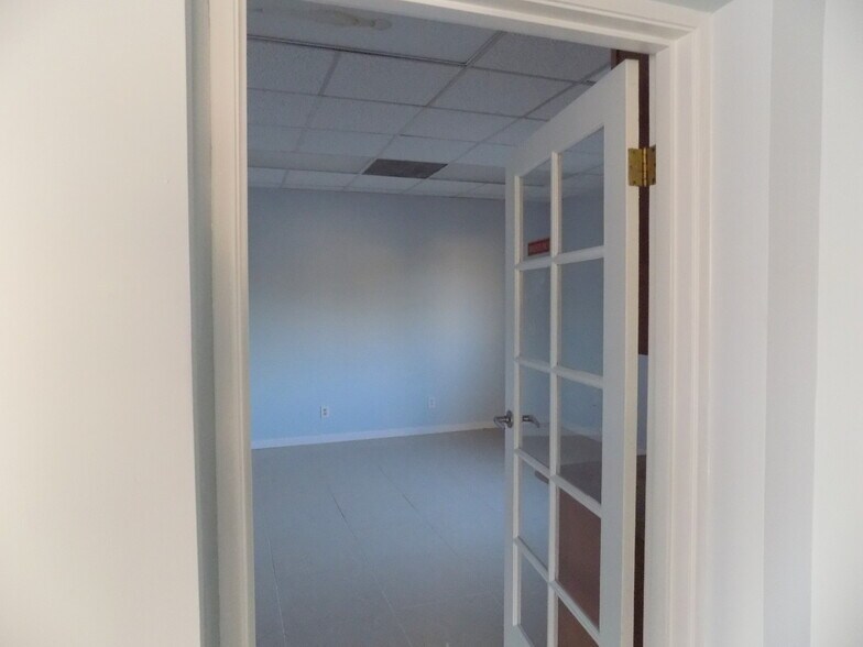 More Photos Of 1216 S Garfield Ave, Alhambra Office For Lease