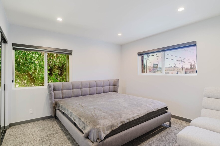More Photos Of 4405 Ventura Canyon Ave, Sherman Oaks Apartments For Sale