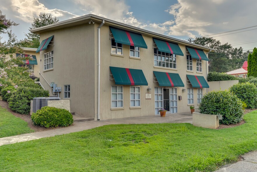 More Photos Of 100 Edgewood Ave, Landrum Medical For Sale