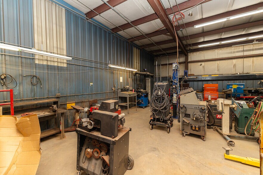 More Photos Of 890 N State Road 14, Harper Auto Dealership For Sale