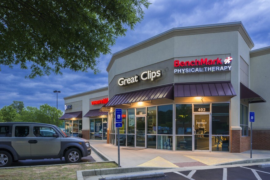 More Photos Of 1227 Rockbridge Rd, Stone Mountain Unknown For Lease