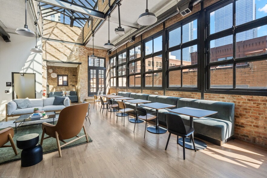 More Photos Of 601 W Randolph St, Chicago Office For Sale