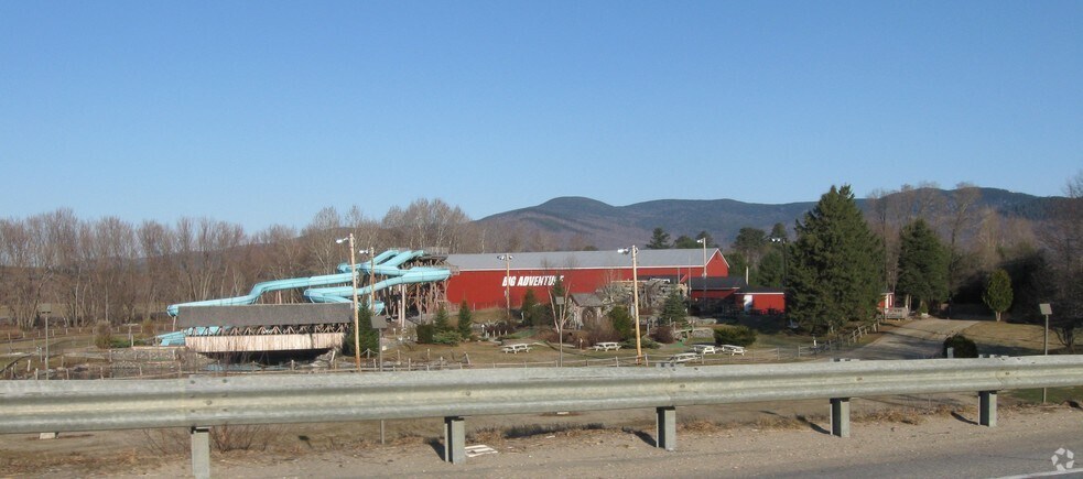 More Photos Of 12 North Rd, Bethel Golf Course Driving Range For Lease