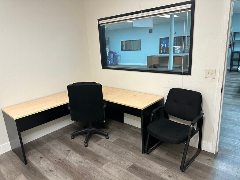 More Photos Of 3051 Corvin Dr, Santa Clara Service For Lease