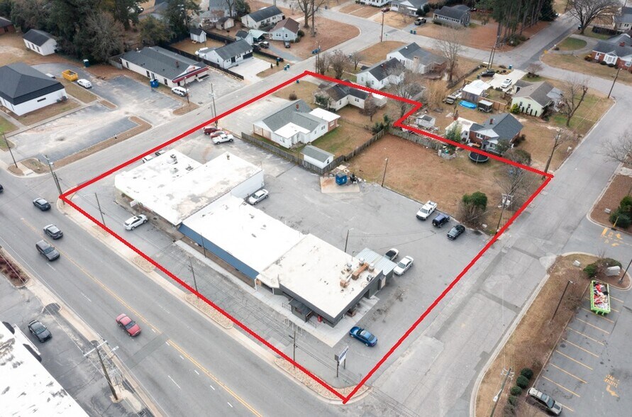 More Photos Of 1401-1415 W Cumberland St, Dunn General Retail For Sale