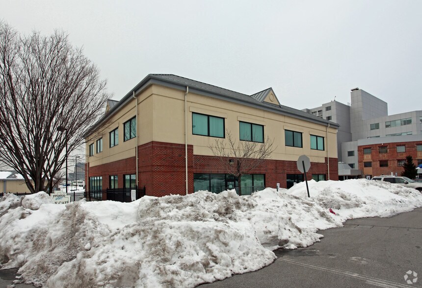 More Photos Of 2760 Boston St, Baltimore Office For Lease