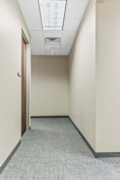 More Photos Of 4101 Interwood N Pky, Houston Medical For Lease